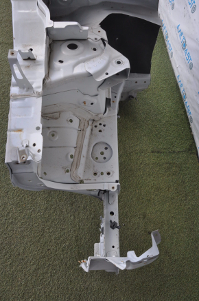 Nissan Rogue 14-20 front right quarter white with central pillar