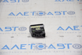 Tesla Model S 12-20 rear right window control