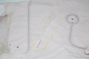 The left side curtain airbag on a Tesla Model S 12-20 is cut.