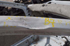 Front right quarter VW Passat b7 12-15 USA white on the body, dented
