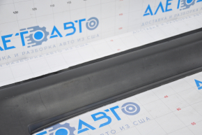 Right threshold Subaru b9 Tribeca 06-07 structure scratches, worn