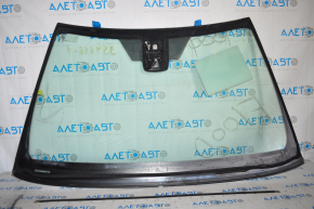Windshield Toyota Camry v70 18-20 with molding