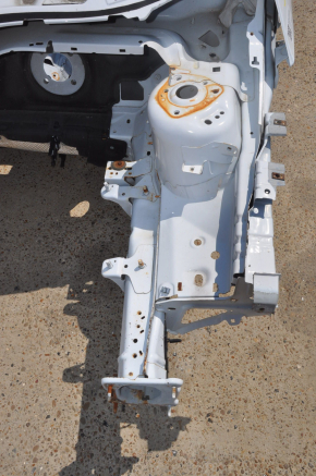 Front left quarter Ford Focus mk3 11-18 white on the body, pokes