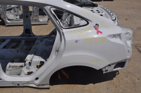 Quarter wing rear left Ford Focus mk3 11-18 4d white on body, pokes