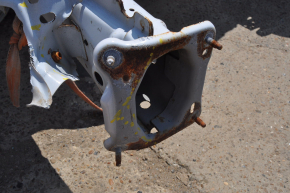 Front right quarter Ford Focus mk3 11-18 white on the body, dented side member