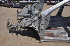 Front left quarter Nissan Pathfinder 13-20 silver on the body, dented pistol