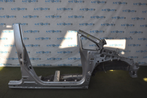 Front right quarter Toyota Prius 30 10-15 silver with central pillar