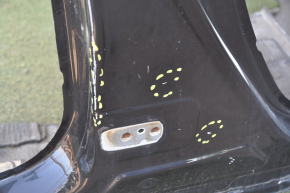 Front right quarter Toyota Prius 30 10-15 black with central pillar, pokes