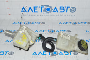 Lincoln MKC 15-19 Dual Reservoir Brake Master Cylinder