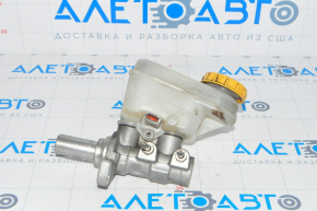 Subaru Outback 15-17 brake master cylinder with reservoir