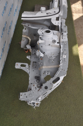 Front left quarter Chevrolet Volt 11-15 white with central pillar, pokes