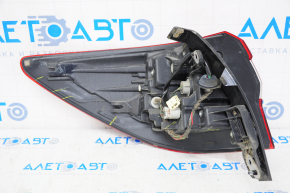 Light outer wing right Subaru Outback 15-19 crack on glass