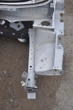 Front left quarter Nissan Leaf 13-17 white on the body
