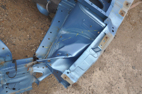 Front left quarter Nissan Leaf 13-17 blue on the body, bent side member, bumps