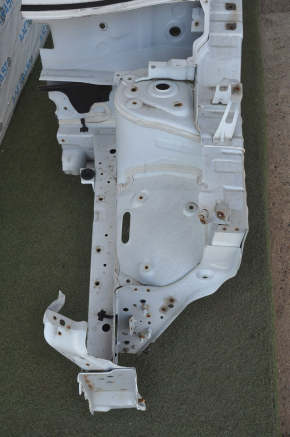Front left quarter Nissan Rogue 14-20 white with central pillar, bumps, dented