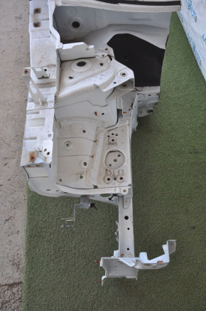 Nissan Rogue 14-20 front right quarter panel white with center pillar
