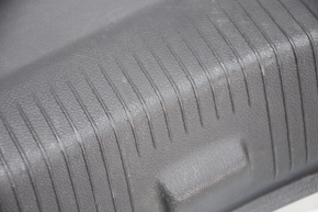 Chevrolet Cruze 16 trunk opening trim - scratches