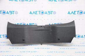Chevrolet Cruze 16 trunk opening trim - scratches
