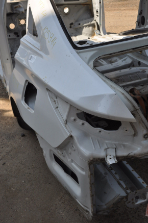 Quarter wing rear left Hyundai Sonata 11-12 white on the body, dented
