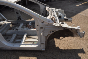 Front right quarter Hyundai Sonata 11-15 white on the body, dented