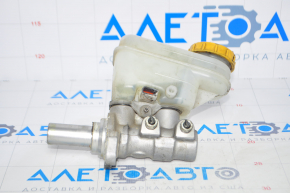 Subaru Forester 14-15 SJ automatic transmission brake master cylinder with reservoir and cover