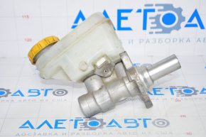 Subaru Forester 14-15 SJ automatic transmission brake master cylinder with reservoir and cover