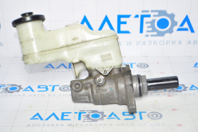 Toyota Avalon 05-07 Master Brake Cylinder with Reservoir