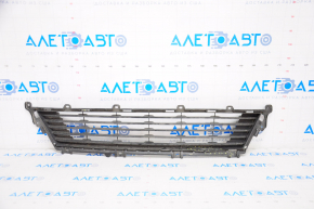 Lower grille of front bumper Lexus ES300h 13-15 prerest, cracks
