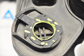 Canister with carbon absorber Jeep Cherokee KL 14-23 sensor torn off