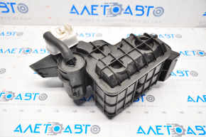 Canister with carbon absorber Chrysler 200 15-17 chip breakage