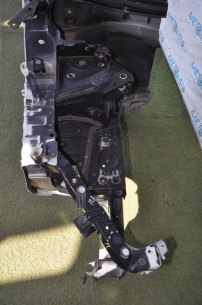 Front right quarter Nissan Rogue 14-20 black with central pillar, bumps, dented