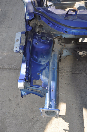 Front right quarter Ford Escape MK3 13-14 pre-rest blue on the body, bumps