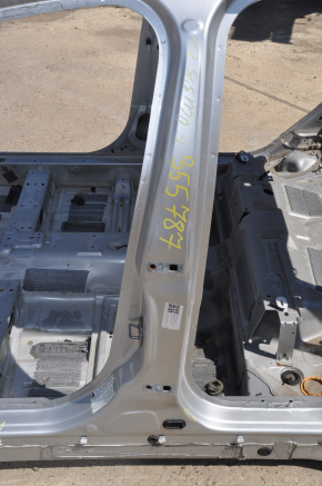Body pillar central left Ford Focus mk3 11-18 on the body, pokes