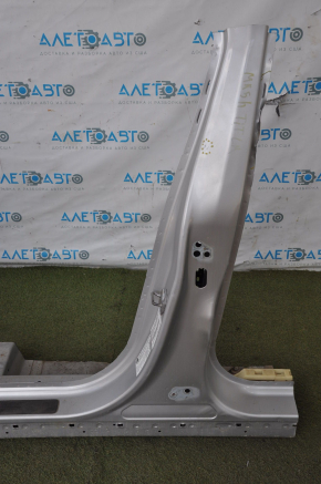 Front left quarter Ford Fusion mk5 13-20 silver with central pillar, bumps, dented