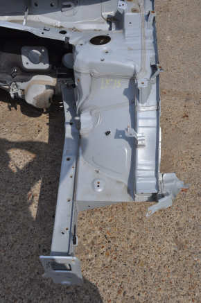 Front left quarter Hyundai Sonata 15-19 silver on the body, dented