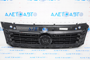 Radiator grill with VW Passat b7 12-15 USA badge is broken