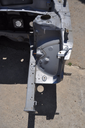 Quarter front left Hyundai Sonata 11-15 silver on the body