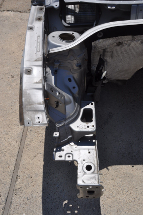 Front right quarter VW Passat b7 12-15 USA silver on body