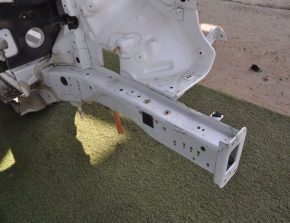 Front left quarter Hyundai Sonata 11-15 white with central pillar, pokes