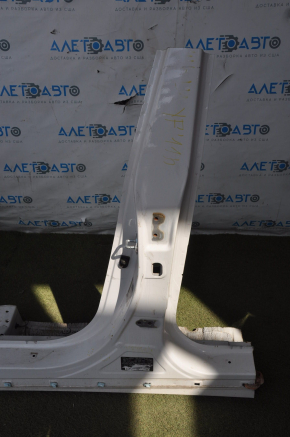 Front left quarter Hyundai Sonata 11-15 white with central pillar, pokes