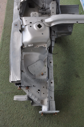 Front right quarter Ford Fusion mk5 13-16 with bracket gold, pokes