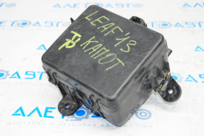 Fuse box under hood right Nissan Leaf 13-17 type 1 broken mount