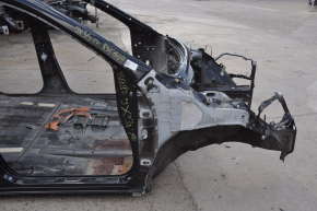 Front right quarter Infiniti JX35 QX60 13 - black on the body, dented, side member warped