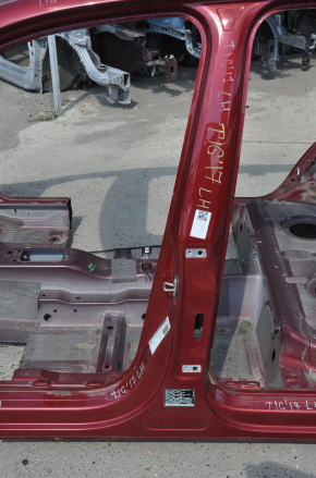 Body pillar central left VW Tiguan 09-18 on the body