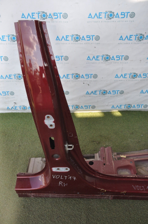 Front right quarter Chevrolet Volt 16 - red with central pillar, sawn off side member, dented, bumps