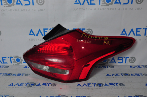 Right lamp Ford Focus mk3 15-18 rest 5d halogen