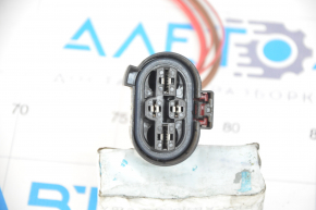 Chip on diffuser radiator shroud Audi A4 B8 08-16 2.0T
