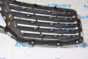 Radiator grill left Lincoln MKC 15-18 prerest with frame, cracked, chrome defect