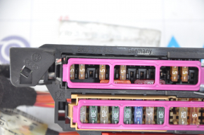 Small underhood wiring with fuse box left Audi A4 B8 08-16