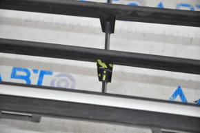 Lower grille front bumper VW Jetta 11-14 USA with chrome, cracks, broken fasteners
